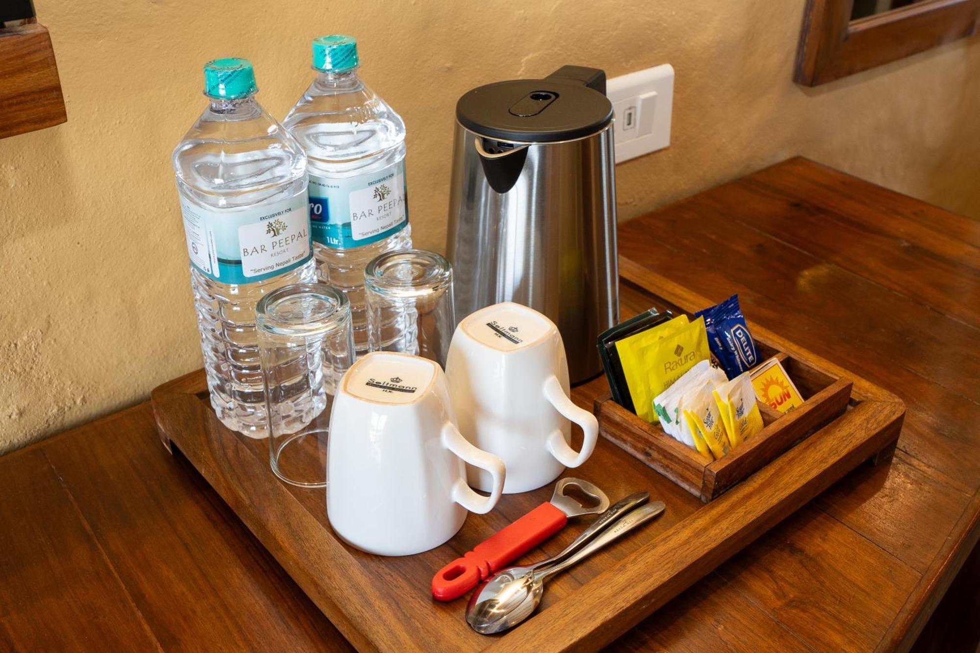 Bar Peepal Resort โพคารา ภายนอก รูปภาพ A tea tray